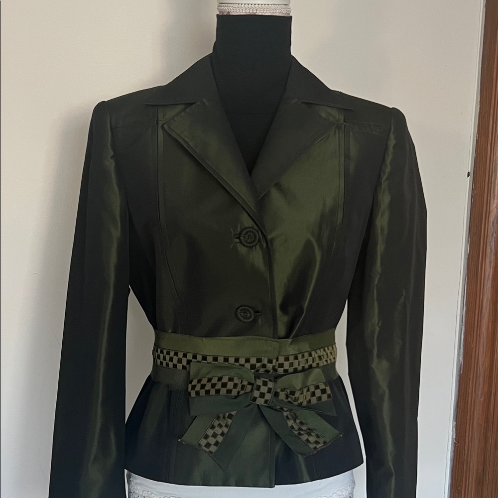 Elegant Women's Green Blazer with Checkered Belt by CARLISLE